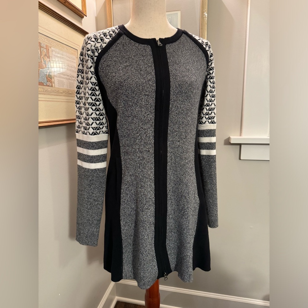 Title Nine Nordic Sweater Dress, size Medium